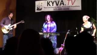 Amy Steinberg - "Free To Turn It Around" - Live