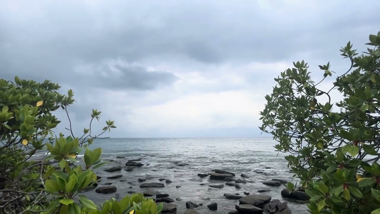 Private island (Koh Ampil) in Koh Kong province 