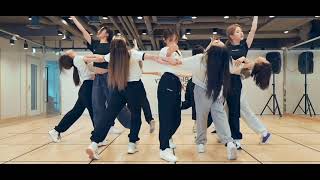 PTT - LOONA(dance practice mirrored slowed 50%)