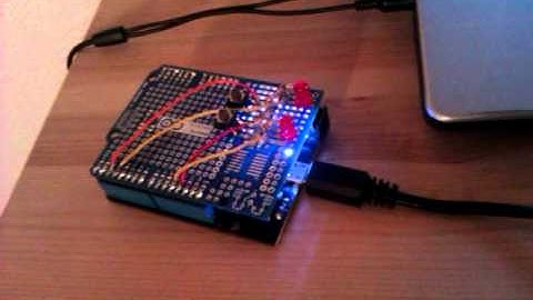 Netduino multithreaded LEDs