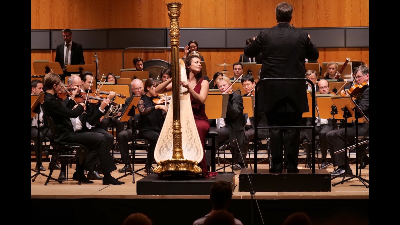Alberto Ginastera harp concerto 1st movement Hanna Rabe - YouTube