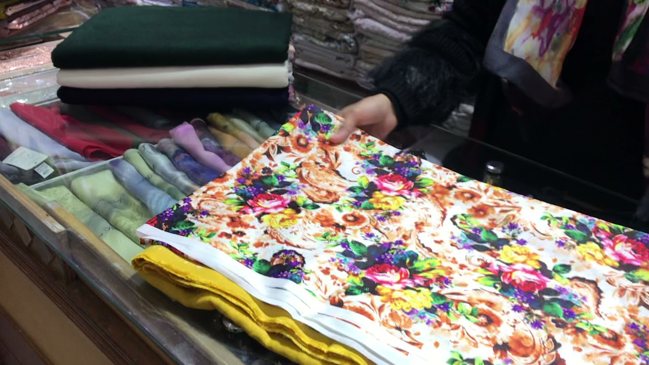 بمناسبة رأس السنة مع اثواب زيتوني جبن ليكم تشكيلة رائعة من اثواب كشمير هواتف موجودة اسفل الفيديو 👇