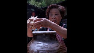 这两天还不热给娃儿些制作点酸渣肉来吃 #农村美食 #家常菜 #酸渣肉