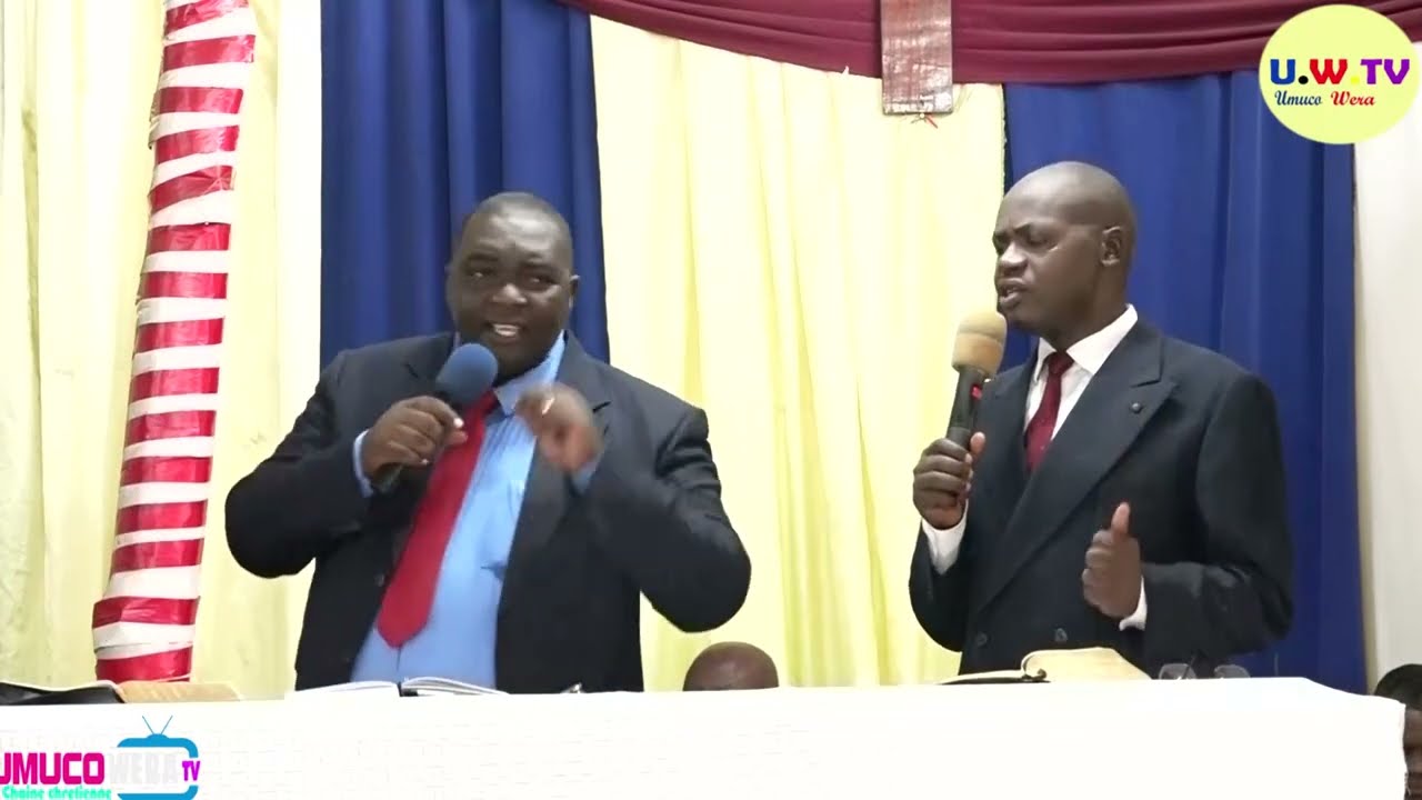 Ruvumera dimanche le 26/11/203// pasteur Claude atwigishije neza//abana b 'IMANA bariko bambara neza