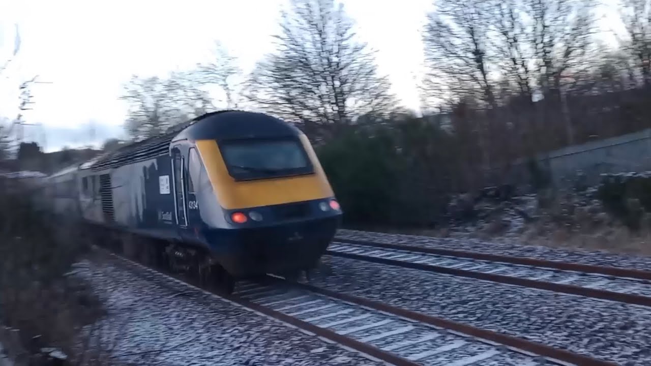 *MOUSE ENCOUNTER!* Snowy Scotrail trains at speed between Aberdeen and