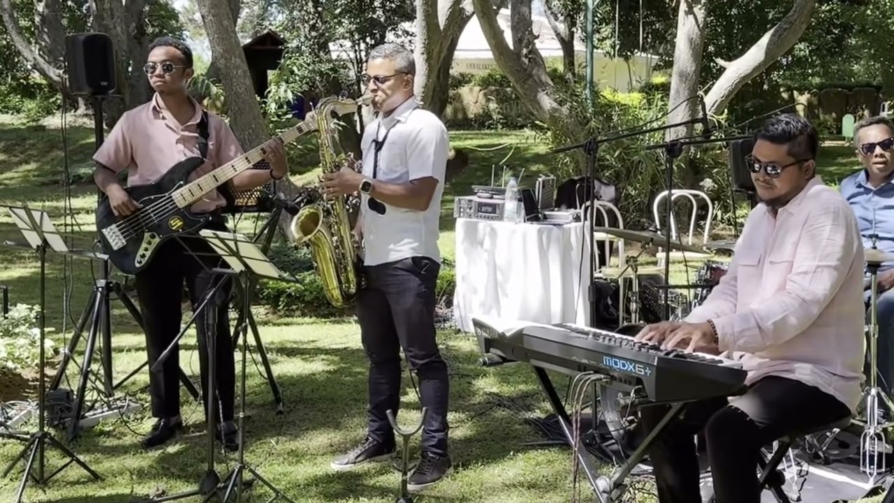 The Goodness of God played by Trifinity Soul Quartet