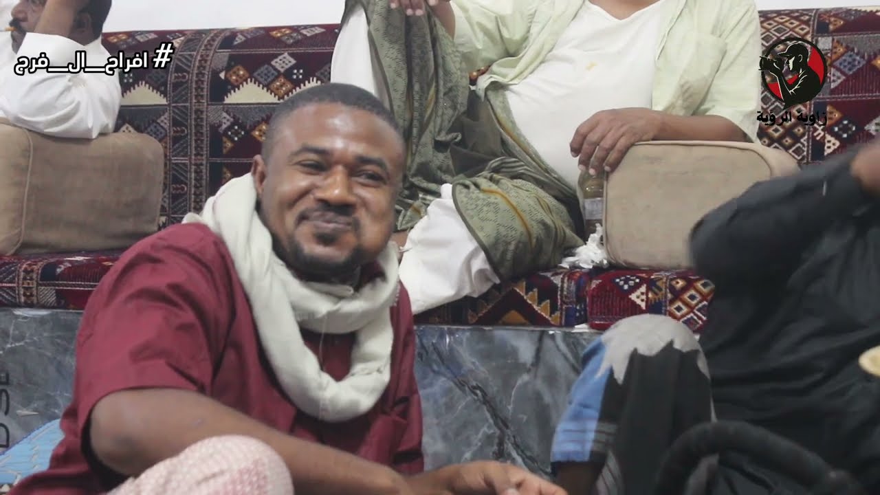 الفنان محمد سراج/ يتغنى بإحساس أغنية قابلتها طفلة /في افراح ال فرج / زاوية الرويه للانتاج التلفزيوني