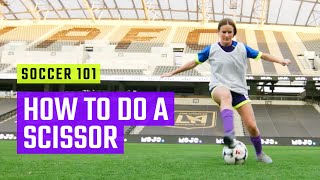 How To Do A Scissor | Soccer Skills by MOJO screenshot 3