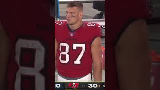 Edelman does hilarious Gronk and Brady impressions for the Manning Brothers.