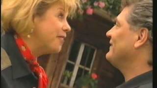 Video thumbnail of "Marianne & Michael - Wann fangt denn endlich d' Musi an (1999)"