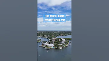 Luxury Waterfront Homes Sarasota, FL #Shorts #SiestaKey #movingtoflorida #luxuryhomes