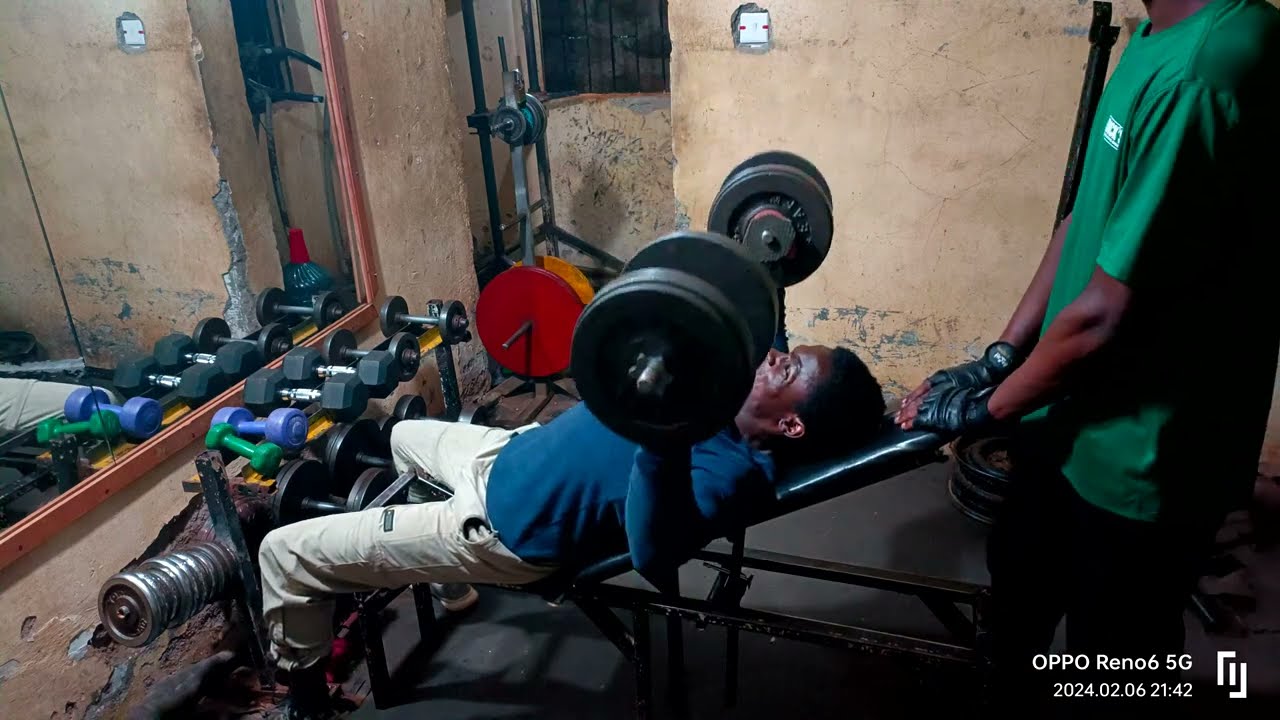 Epic Incline Dumbbell Press Challenge | 30kg vs 30kg | Intense Workout Session!