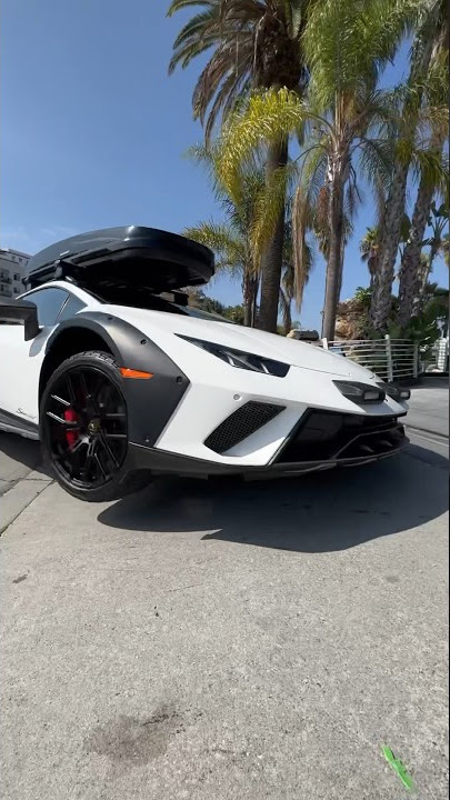 THIS is the most “practical” Lamborghini Huracan 🔥