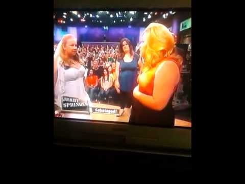 two-fat-gurls-fight-at-wedding
