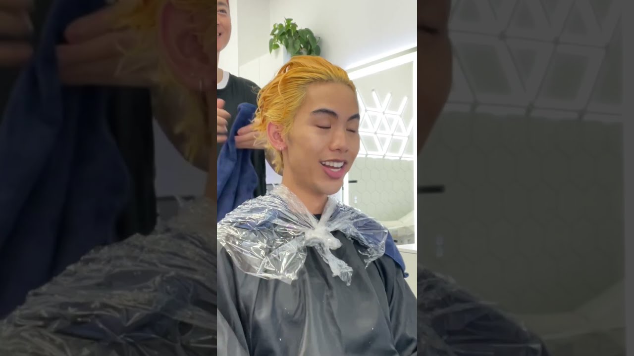 I Let My Hairstylist Do Whatever He Wanted To Hair And 