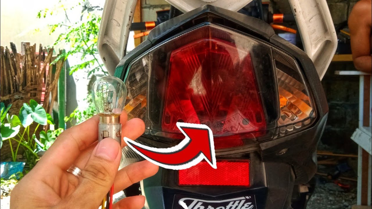 mio i 125 basic tutorial HOW TO REPLACE BRAKE LIGHT / TAIL LIGHT YouTube