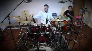 Video voorbeeld van "La vida Es Corta ResQband (Drum Cover) By Eliezer Castellano"