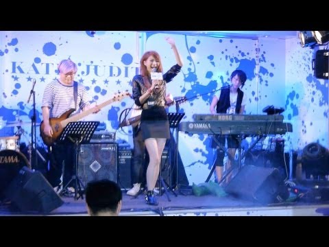 連詩雅 Shiga @ Katie Judith x IZZUE「Music Splash」- Shiga x Pakho (第二場)