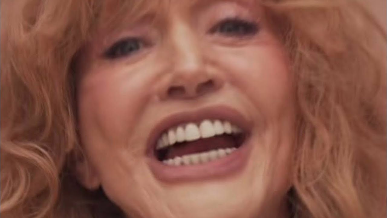 Оторвавшаяся от реальности Пугачева разрешила весну празднуем все