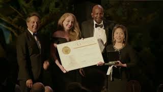 Prix Galien USA 2022 / Pr. Cato Laurencin presenting the Best Pharmaceutical Product