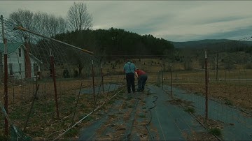 Starting our caterpillar tunnel construction pt1