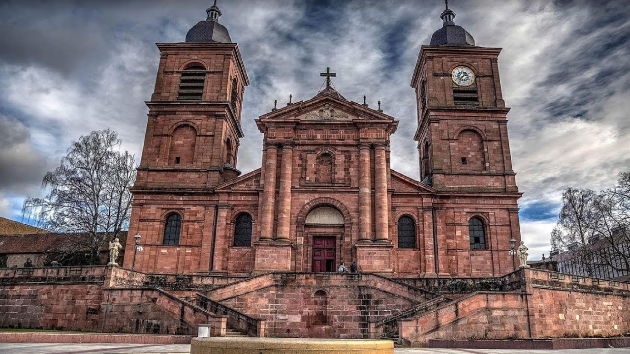 Saint Dié  88 Vosges -  images 2000 et de Novembre 1944