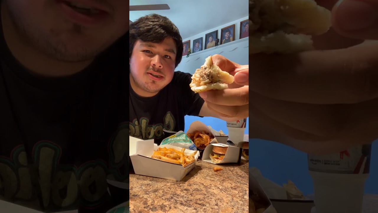 Casual Eats: Hardee’s NEW Garlic Sourdough Thickburger/Cheesy Garlic Fries