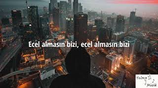 Pinhani - Kimse Görmesin Seni ( Şarkı Sözleri / Lyrics ) İki gece görmesem , Özlüyorum ben seni... Resimi