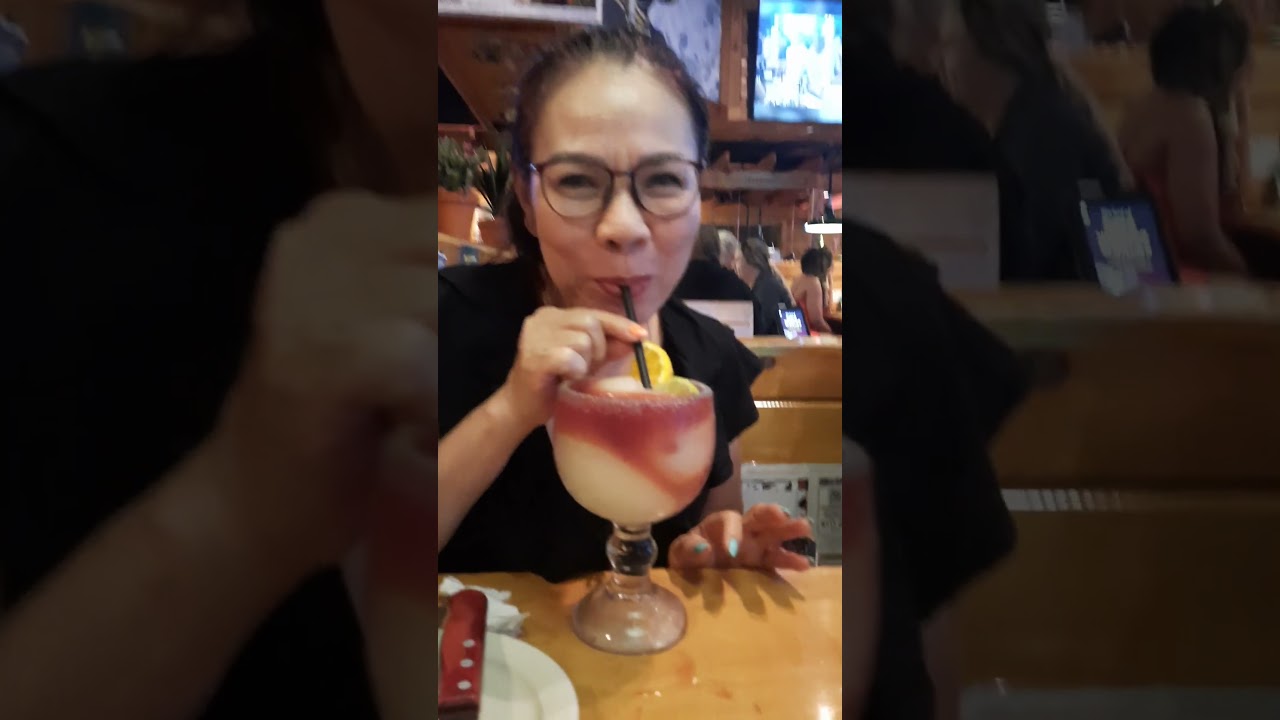 steak house, nhà hàng Mỹ, uống cooktai ly đại mới chịu