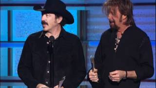 Brooks & Dunn Wins Top Vocal Duo - ACM Awards 2007