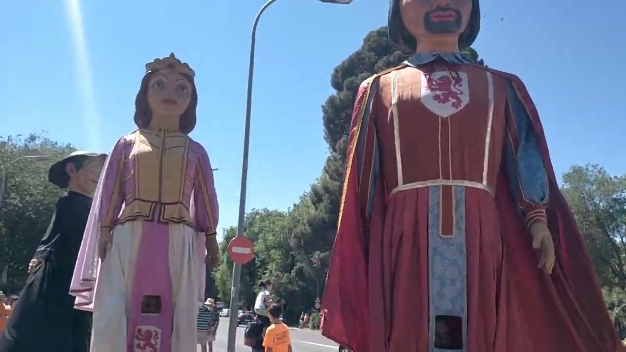 Gigantes y cabezudos Alcalá de Henares 2022 fiestas del distrito III CAP FINAL - Sancho, Quijote