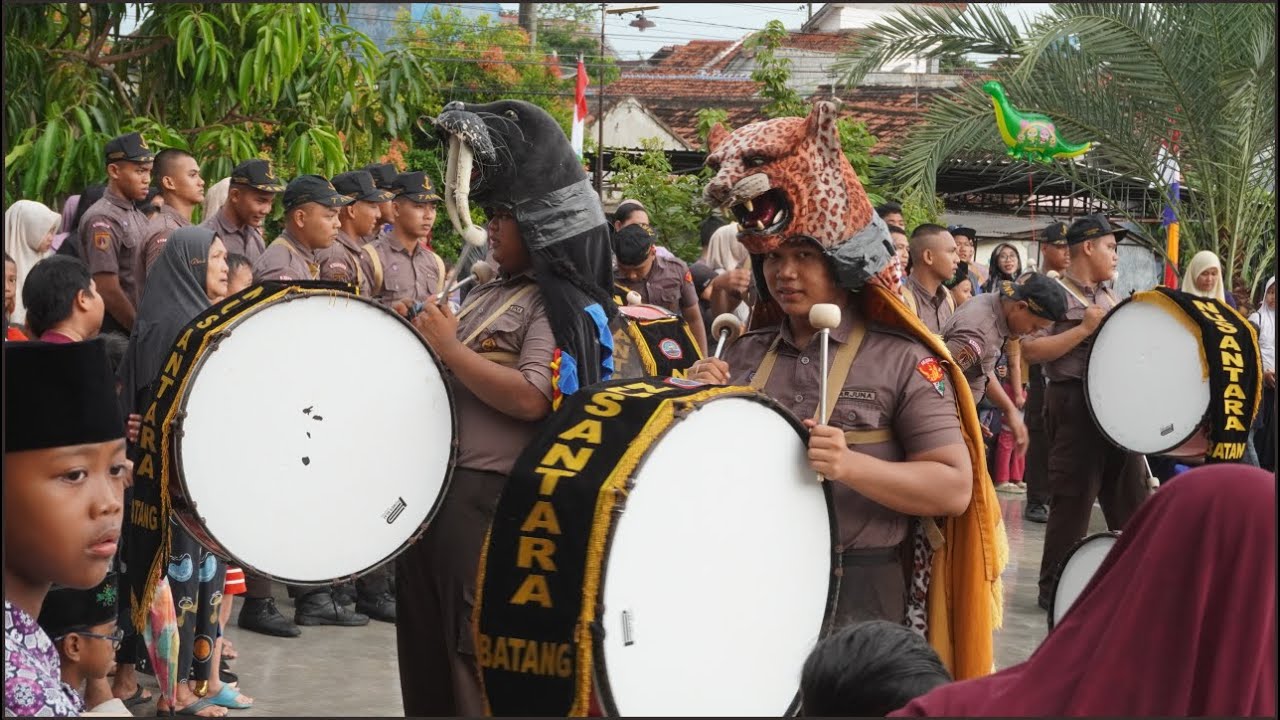 Drumband SUPM Perform di Perum Wirosari Saat Hujan Deras !!!