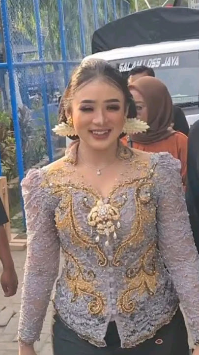 Minta uang Bu Lurah #nikensalindri #nikensalindry #youtubeshorts