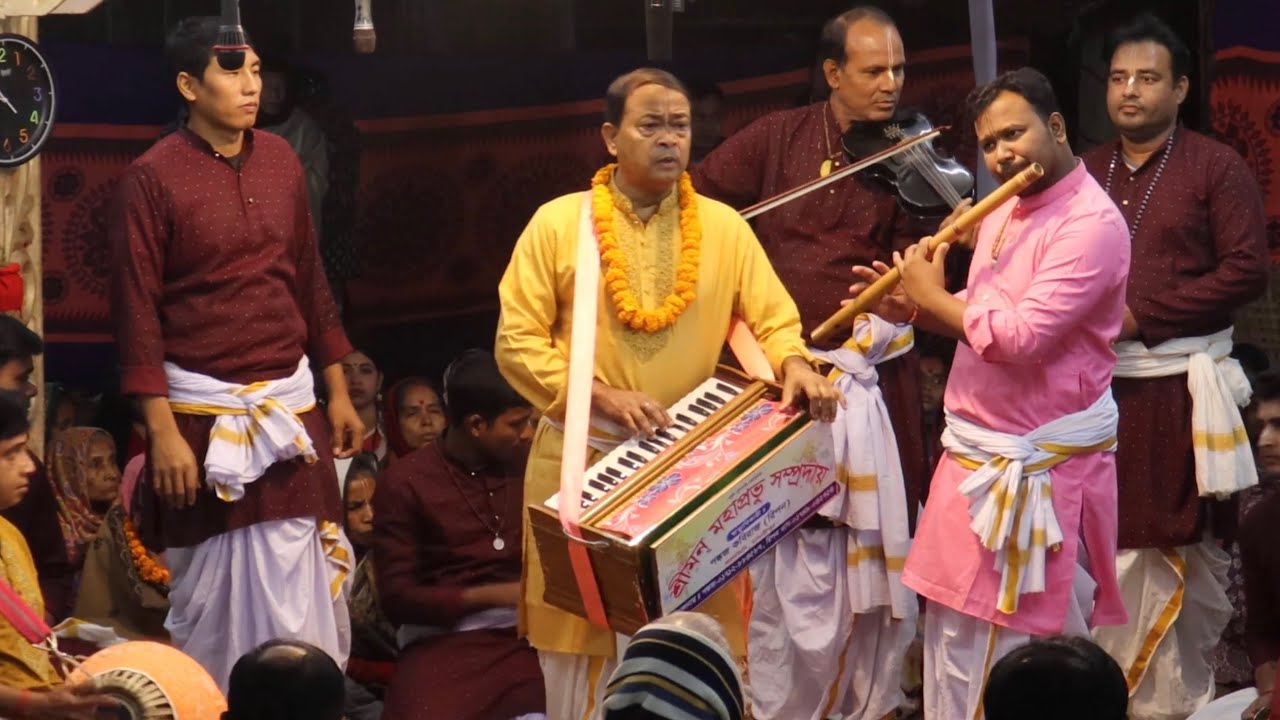 গভীর রাতে ইন্ডিয়ান মাস্টারের কন্ঠে মধুর কৃষ্ণ নাম শ্রবণ করুন, শ্রীমন মহাপ্রভু সম্প্রদায়। 