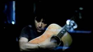 Смотреть клип Johnny Marr - Down On The Corner