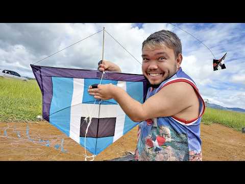 Ele Voltou Aprontando com uma Pipa de Bambu - Mini Pipeiro em Ação