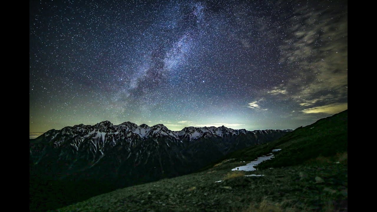星空タイムラプス 45 北アルプス穂高 槍ヶ岳に沈む天の川とモルゲンロート 蝶ヶ岳にて Star 4k Time Lapse In Japan 45 The Hida Mountains Japan Youtube