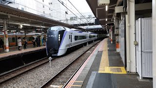 E353系 S103編成 あずさ4号東京行が立川駅3番線を発車するシーン