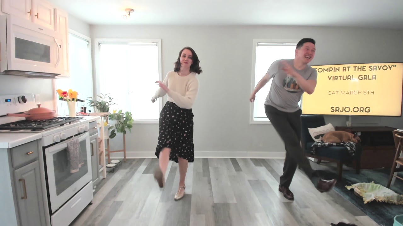 Swing It Seattle - Solo Charleston "I Can't Dance" - Katie & Mark Kihara - Hot Sugar Band