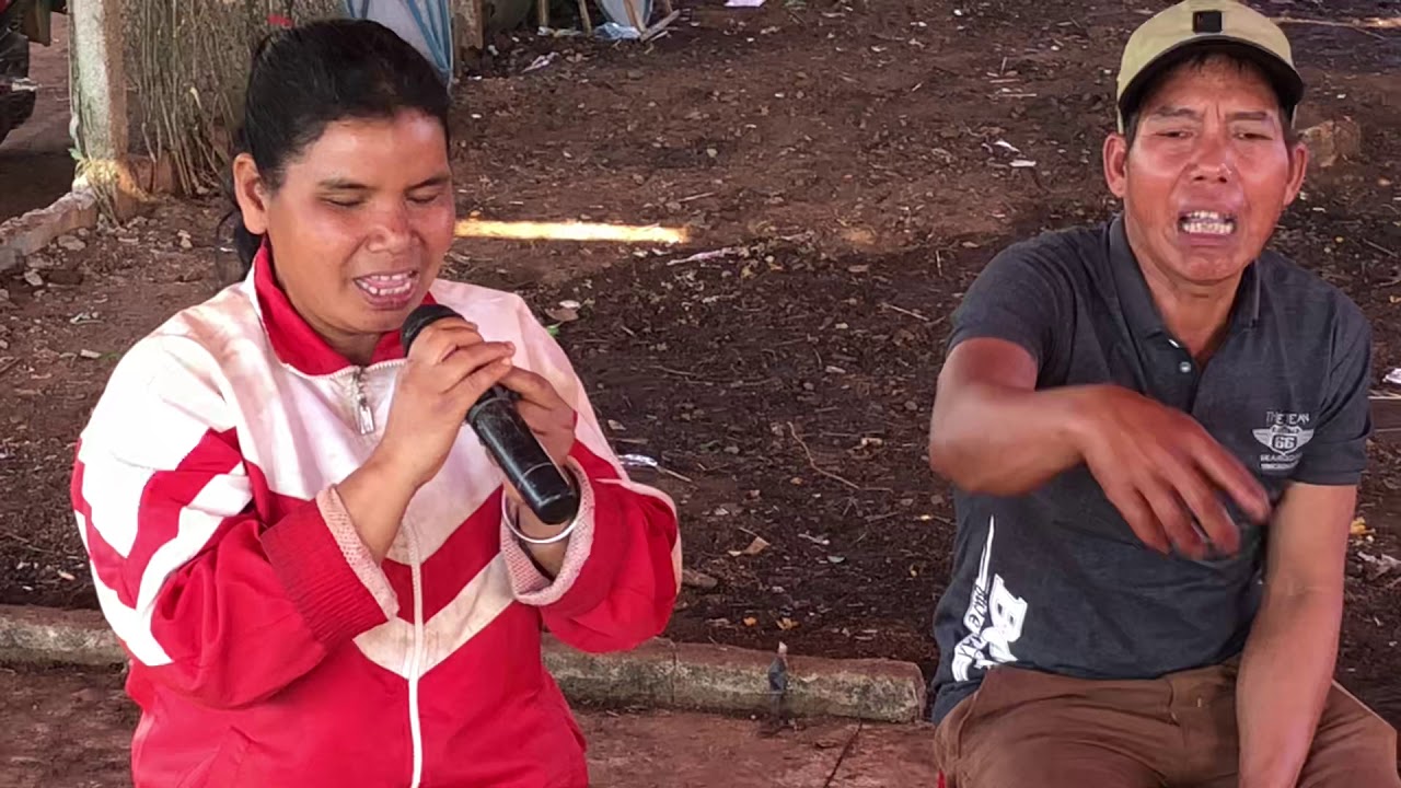 Neh bôm adoh jrai ( rơ ngot tơlơi hdip pô nhu )