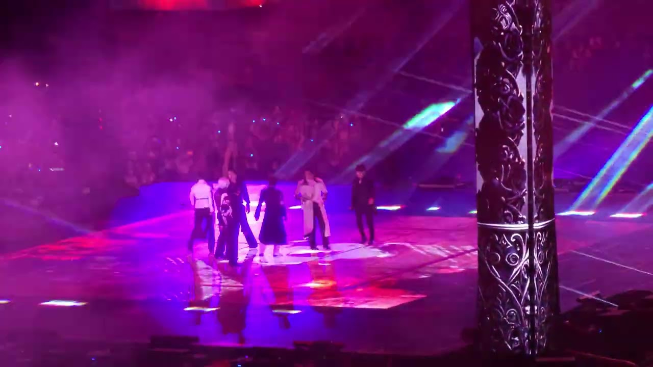 AAA 2025 ATEEZ Man on Fire+In Your Fantasy