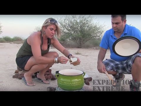 Cooking Chicken Potjie with Braai World