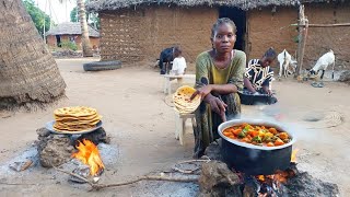 Authentic Soft African Chapatis🫓 Served with Delicious Green Banana Stew🍌 and Fresh Organic Veggies🌿 screenshot 1