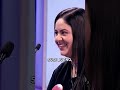 100 Latinos Dijeron: La familia responde preguntas divertidas en el show | EstrellaTV