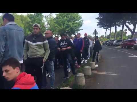 RC Lens : une queue monstre de supporters à Bollaert pour les places de barrage face à Dijon