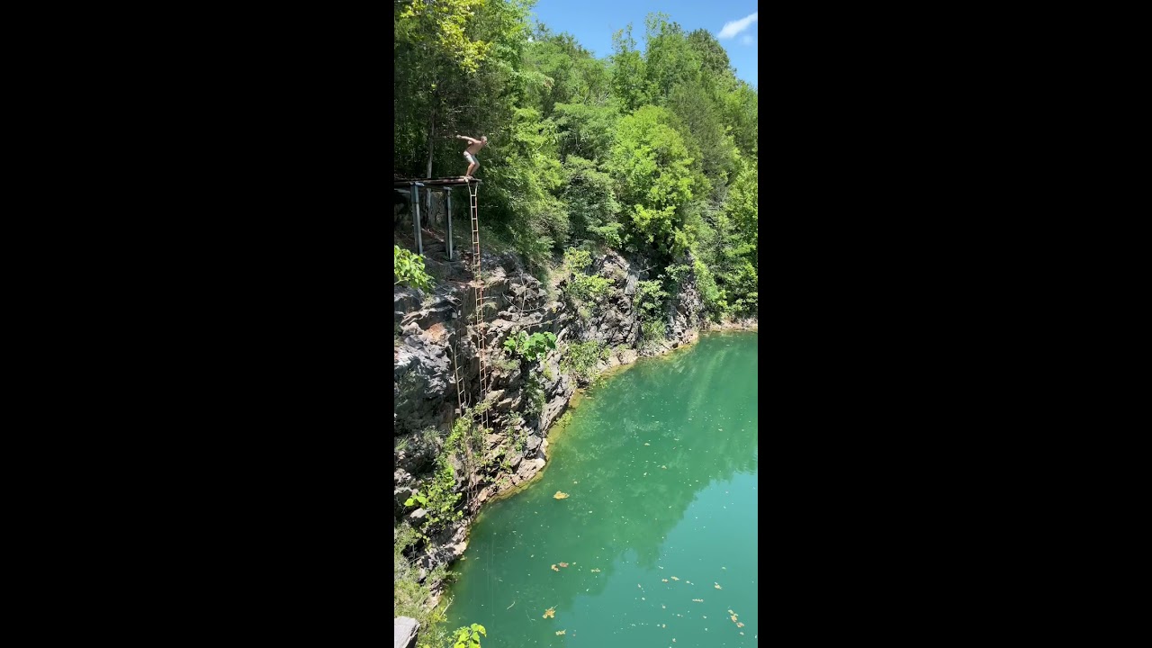 Day Or Night We Jumpin Blue Cove Hideaway Athens TN