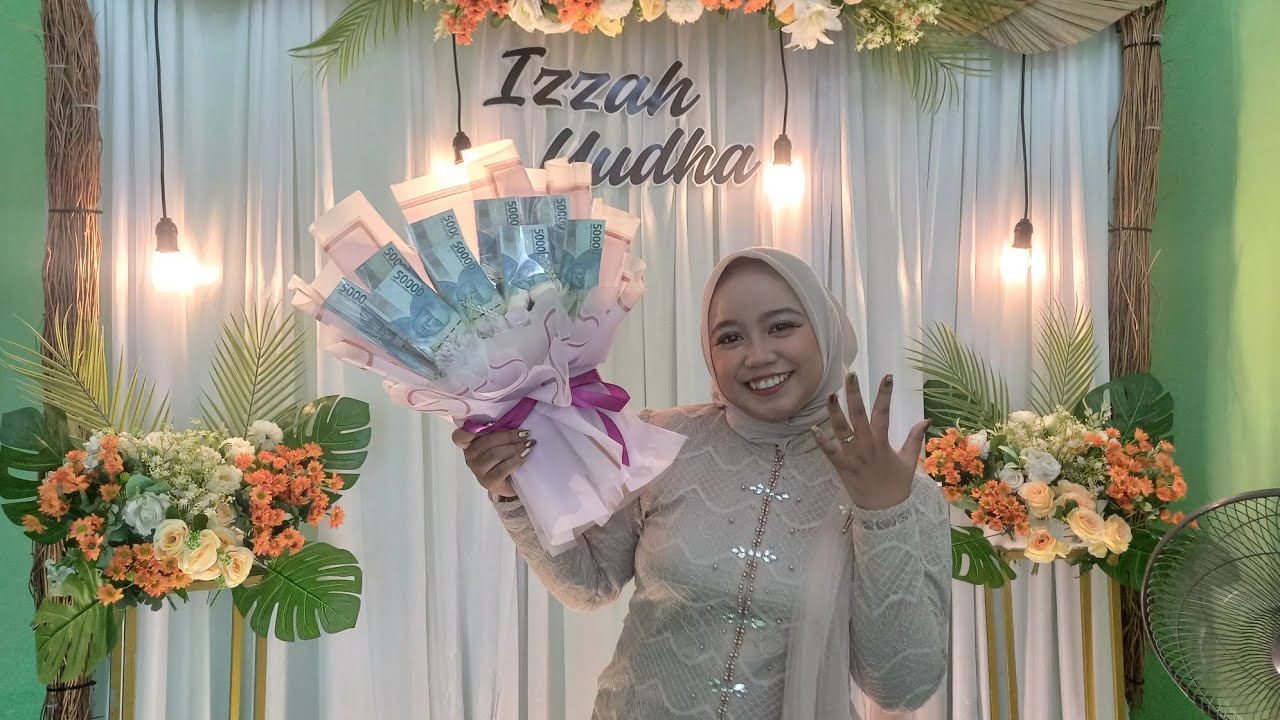 She Said Yes! 💍 Happy Engagement Izzah & Yudha ✨