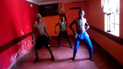 Tozira Maka by Rydim Boyz (dance video)  Mkdancingarmyuganda