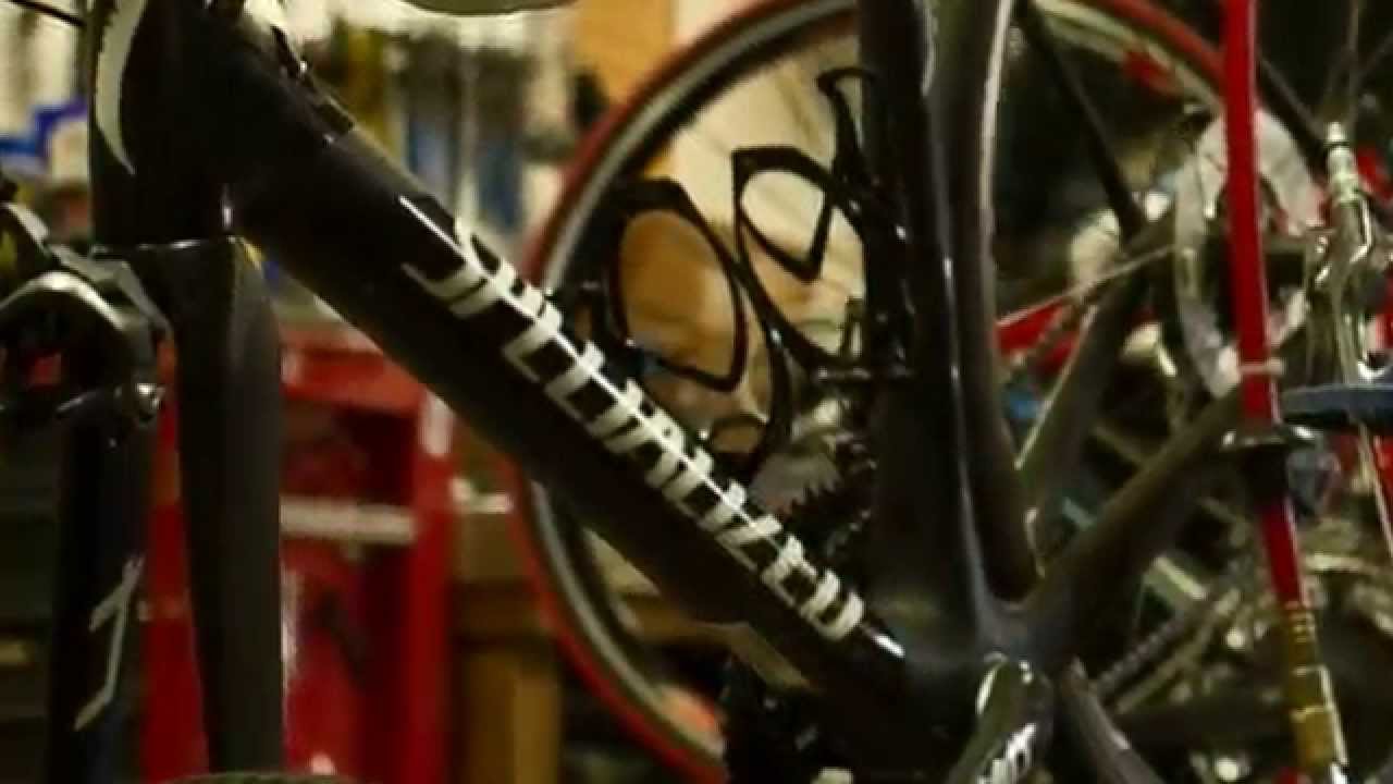 The Bike Shop Hawaii mechanics timelapse video by Gen YouTube