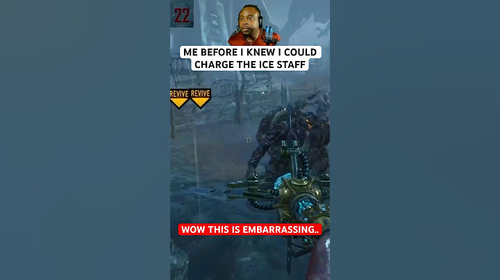ME BEFORE I KNEW I COULD CHARGE THE ICE STAFF #itzyoungjefe #blackops #cod #callofduty #zombie